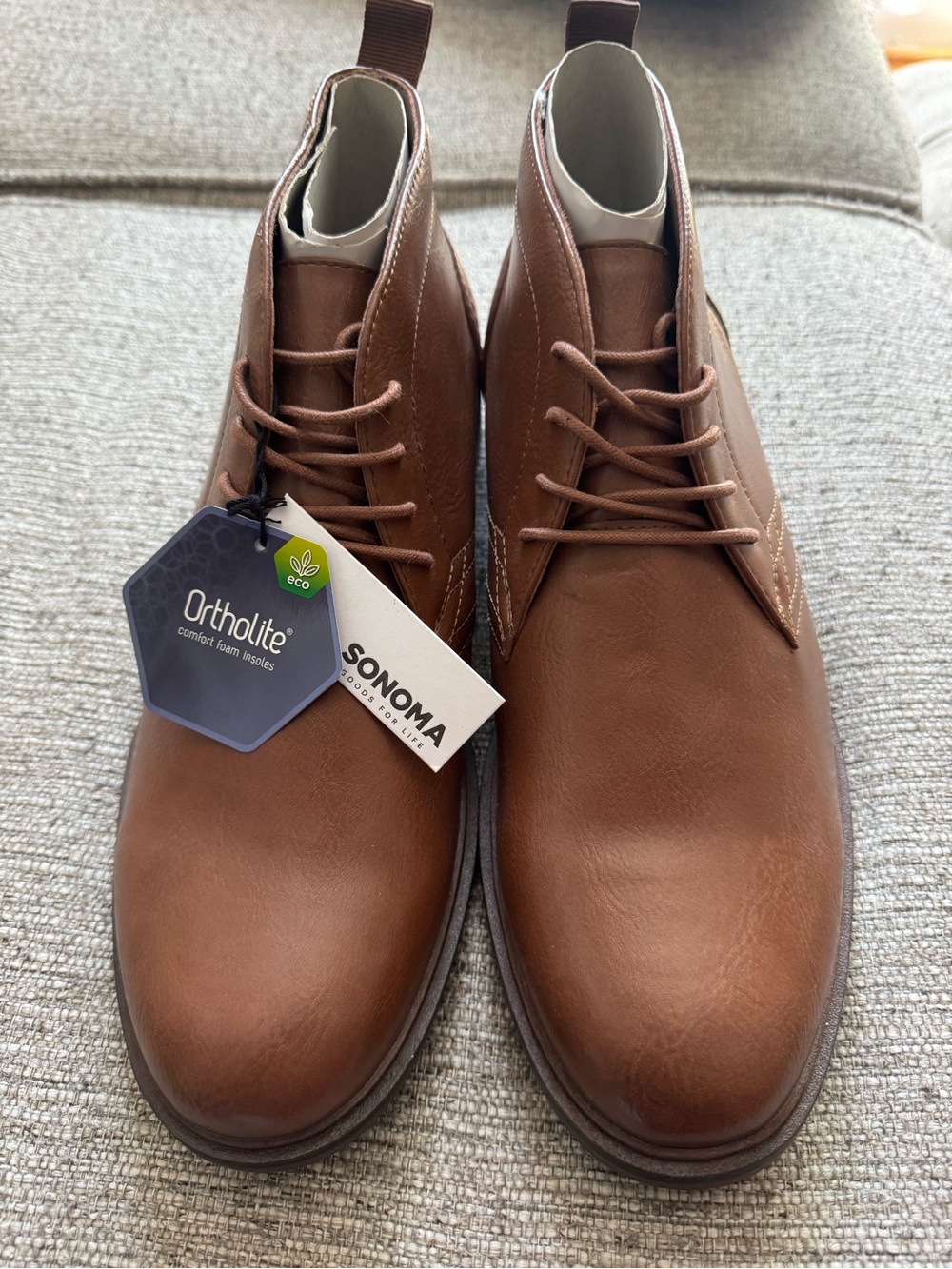 Sonoma Men's Chestnut Brown Leather Chukka Boots